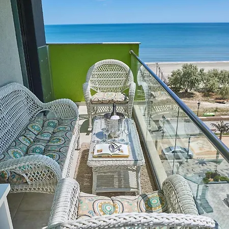 Panoramic 39 Frontal Sea View 2 Bedroom *