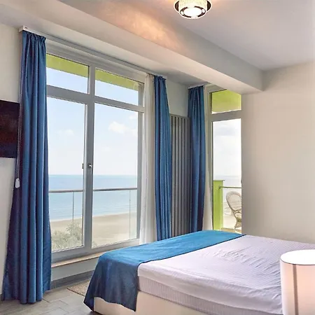 Apartment Panoramic 39 Frontal Sea View 2 Bedroom *